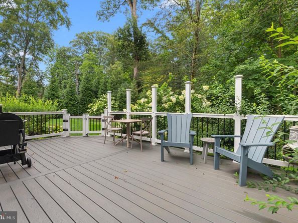 90 Chapman Avenue, Doylestown PA 18901