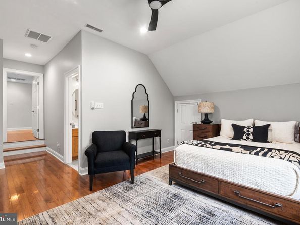 90 Chapman Avenue, Doylestown PA 18901