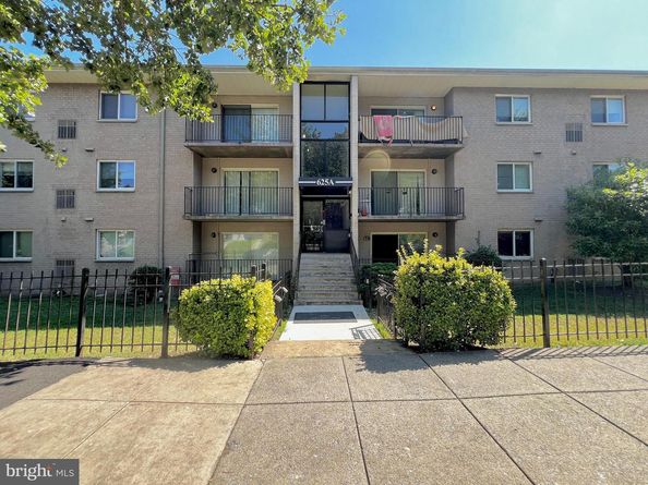 625 Chesapeake Street SE 301, Washington DC 20032