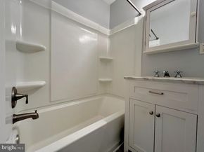 625 Chesapeake Street SE 301, Washington DC 20032