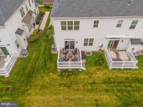 18 Lacey Lane, Warminster PA 18974