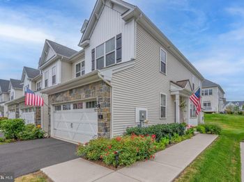 18 Lacey Lane