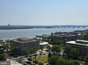 801 N Pitt Street 909, Alexandria VA 22314