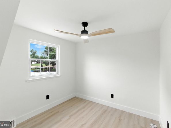559 Maple Avenue, Southampton PA 18966