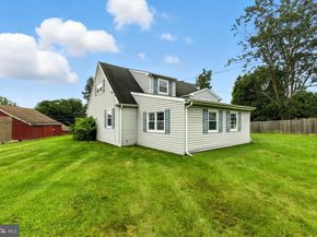 559 Maple Avenue, Southampton PA 18966