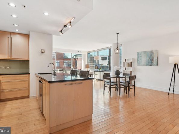 2001 15TH Street N 1008, Arlington VA 22201