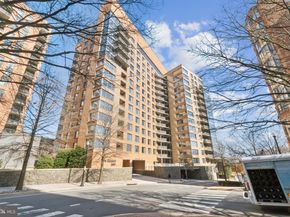 2001 15TH Street N 1008, Arlington VA 22201