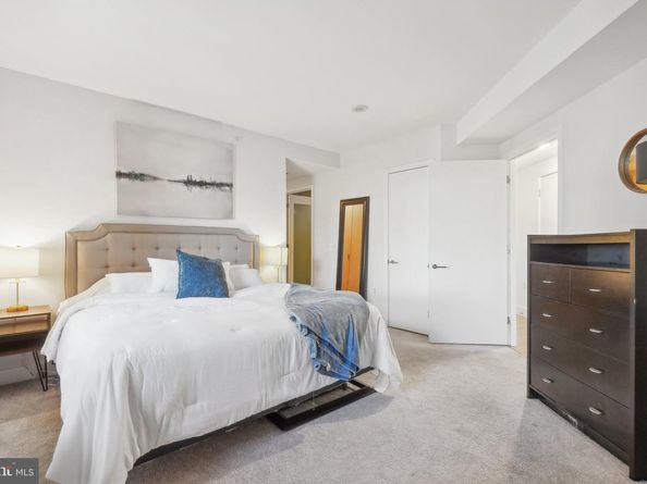 2001 15TH Street N 1008, Arlington VA 22201