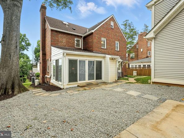 1821 Shepherd Street NE, Washington DC 20018