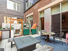 1101 Locust Street 4L, Philadelphia PA 19107