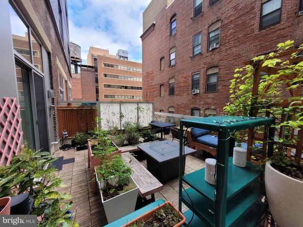 1101 Locust Street 4L, Philadelphia PA 19107