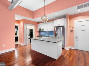 1101 Locust Street 4L, Philadelphia PA 19107