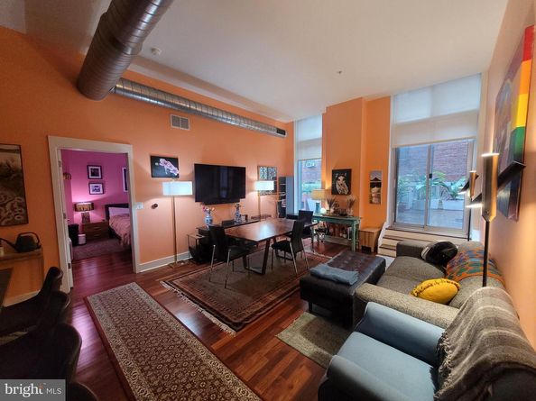 1101 Locust Street 4L, Philadelphia PA 19107