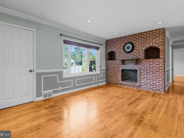 101 Melvin Avenue, Morrisville PA 19067