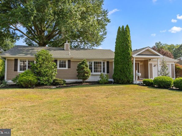 101 Melvin Avenue, Morrisville PA 19067