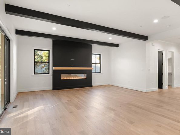 5804 Ridgefield Road, Bethesda MD 20816