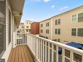 1011 4TH Street SE, Washington DC 20003