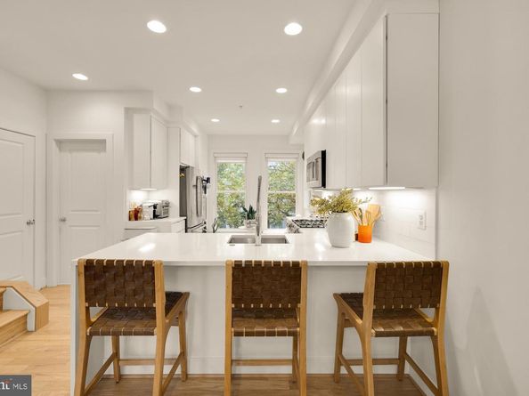 1011 4TH Street SE, Washington DC 20003