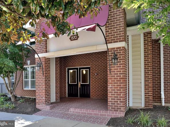 1570 Spring Gate Drive 7303, Mclean VA 22102