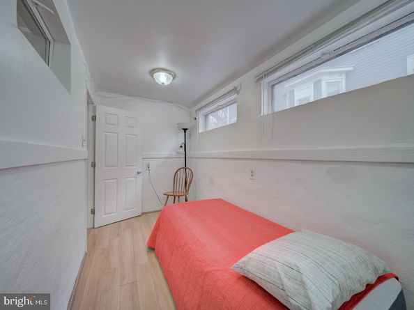 1234 Monroe Street NE, Washington DC 20017