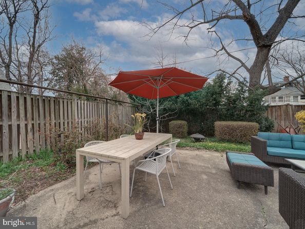 1234 Monroe Street NE, Washington DC 20017