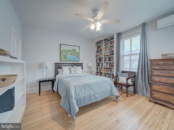1234 Monroe Street NE, Washington DC 20017