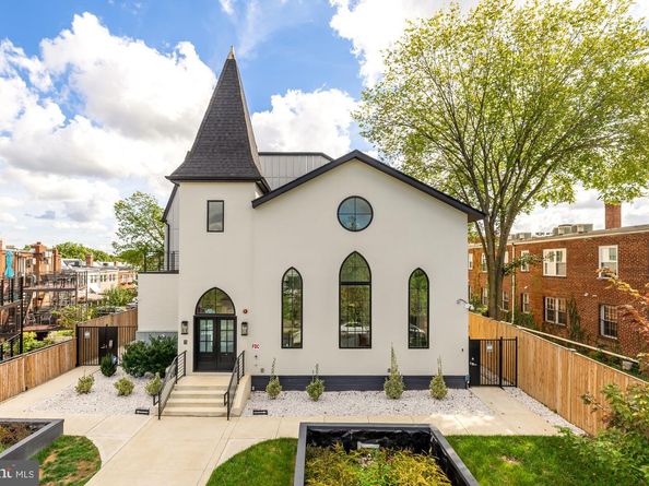 217 16TH Street NE 1, Washington DC 20002