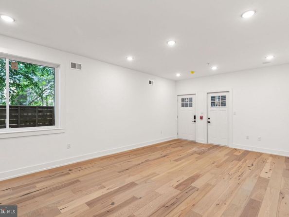 1214 E Susquehanna Avenue B, Philadelphia PA 19125