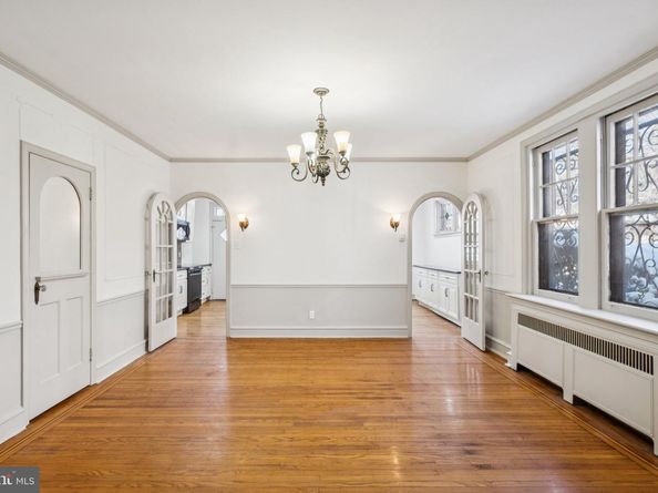 425 E Durham Street, Philadelphia PA 19119