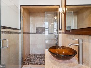 425 E Durham Street, Philadelphia PA 19119