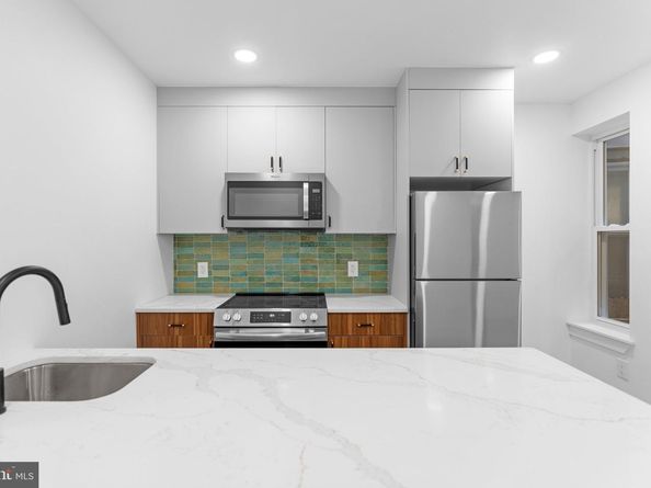 6049 Elmwood Avenue, Philadelphia PA 19142