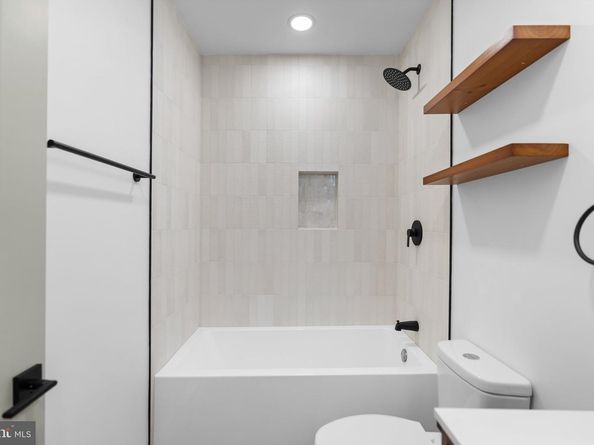 6049 Elmwood Avenue, Philadelphia PA 19142