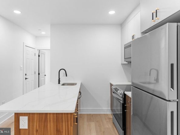 6049 Elmwood Avenue, Philadelphia PA 19142