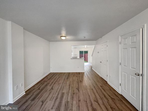45458 Oak Trail Square, Sterling VA 20164