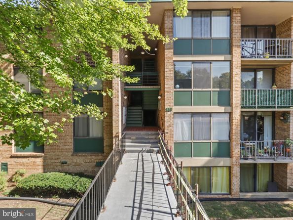 501 N Armistead Street N 302, Alexandria VA 22312