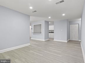 501 N Armistead Street N 302, Alexandria VA 22312