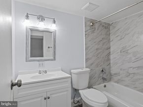 501 N Armistead Street N 302, Alexandria VA 22312