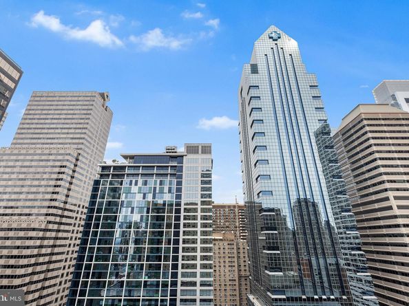 1919 Chestnut Street 202324, Philadelphia PA 19103