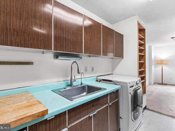 1919 Chestnut Street 202324, Philadelphia PA 19103