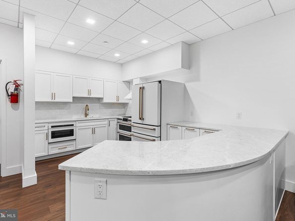 1919 Chestnut Street 202324, Philadelphia PA 19103