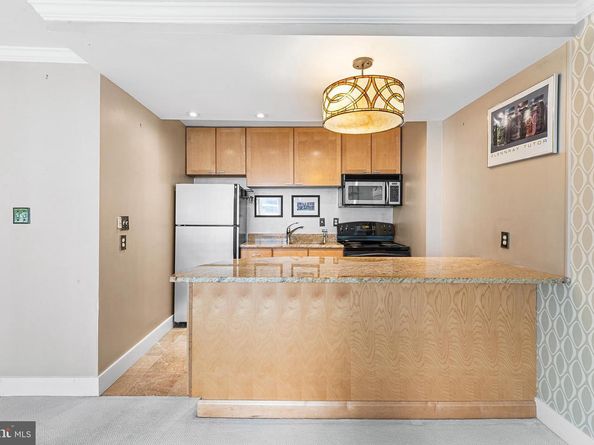 1919 Chestnut Street 202324, Philadelphia PA 19103