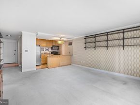1919 Chestnut Street 202324, Philadelphia PA 19103