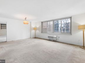 1919 Chestnut Street 202324, Philadelphia PA 19103