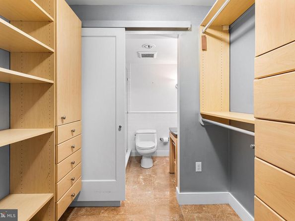 1919 Chestnut Street 202324, Philadelphia PA 19103