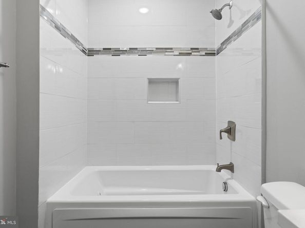 5914 Sansom Street, Philadelphia PA 19139