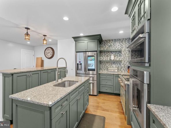 720 Kerper Street, Philadelphia PA 19111
