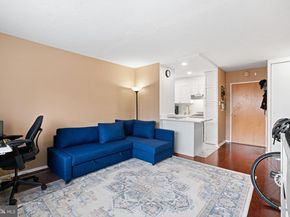 2101 Chestnut Street 1011, Philadelphia PA 19103