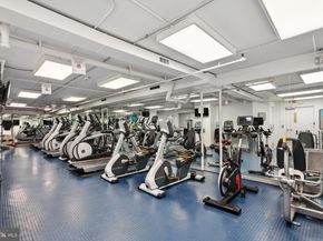 2101 Chestnut Street 1011, Philadelphia PA 19103