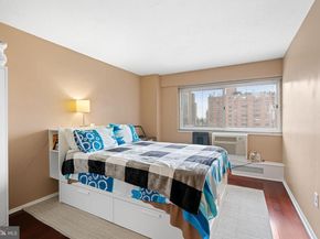 2101 Chestnut Street 1011, Philadelphia PA 19103