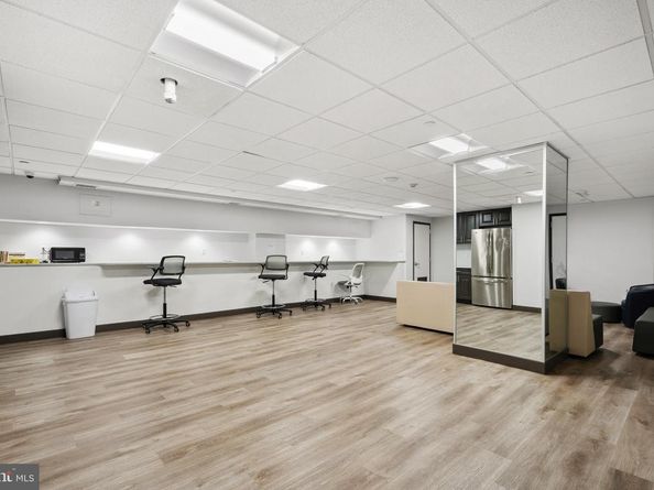 2101 Chestnut Street 1011, Philadelphia PA 19103